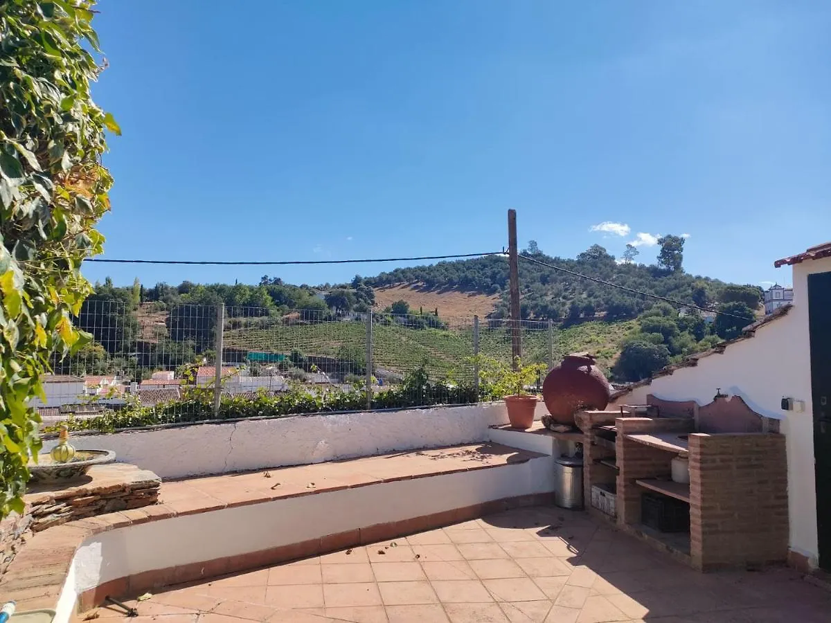 Chalet Rafael Constantina 0*,